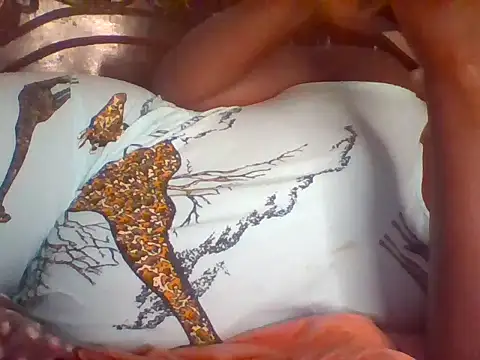 missarpie online show from December 15, 2025, 9:52 pm