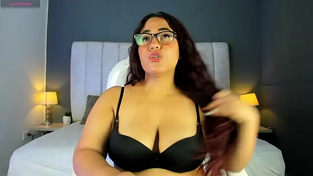 Snapshot of MelissaKarterrs chatting on March 13, 2025, 12:13 pm MelissaKarterrs online show from March 13, 2025, 12:13 pm