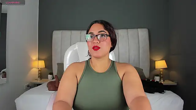 Snapshot of MelissaKarterrs chatting on March 15, 2025, 12:02 pm MelissaKarterrs online show from March 15, 2025, 12:02 pm