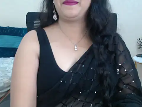 Snapshot of Inviting_Aanya chatting on December 31, 2024, 12:46 pm Inviting Aanya online show from December 31, 2024, 12:46 pm