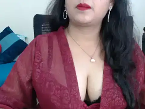 Snapshot of Inviting_Aanya chatting on January 20, 2025, 4:54 am Inviting Aanya online show from January 20, 2025, 4:54 am