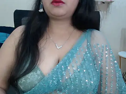 Snapshot of Inviting_Aanya chatting on February 13, 2025, 5:16 am Inviting Aanya online show from February 13, 2025, 5:16 am