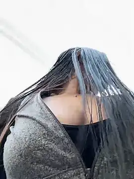 VAL PRINCESS online show from February 2, 2025, 12:13 pm