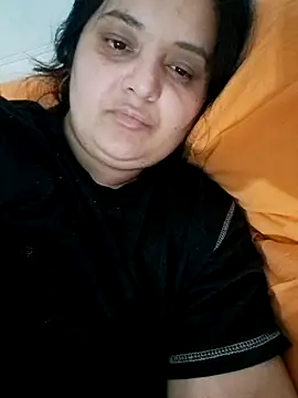 sarahhh1987 online show from March 11, 2026, 6:36 pm