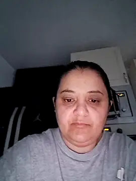 sarahhh1987 online show from March 13, 2026, 4:41 am