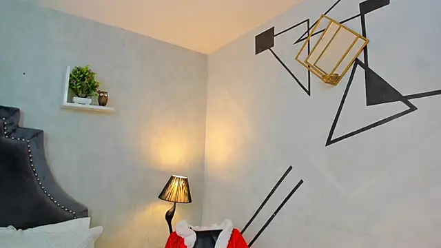 Snapshot of AnntoniaWood chatting on December 12, 2024, 6:53 pm AnntoniaWood online show from December 12, 2024, 6:53 pm