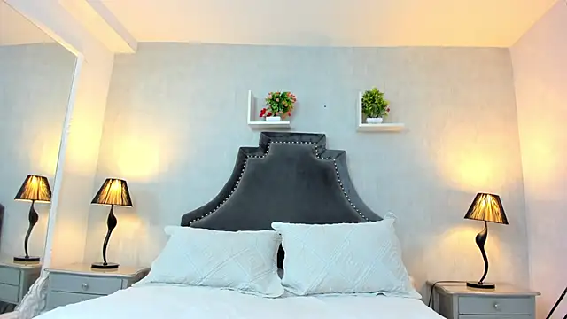 Snapshot of AnntoniaWood chatting on December 13, 2024, 12:39 pm AnntoniaWood online show from December 13, 2024, 12:39 pm