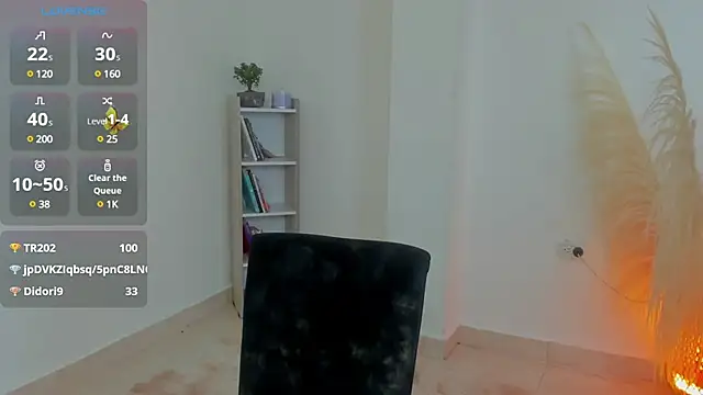 Snapshot of AnntoniaWood chatting on March 10, 2025, 5:07 pm AnntoniaWood online show from March 10, 2025, 5:07 pm