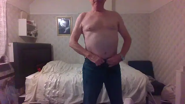 shaun63m online show from April 12, 2026, 1:43 am