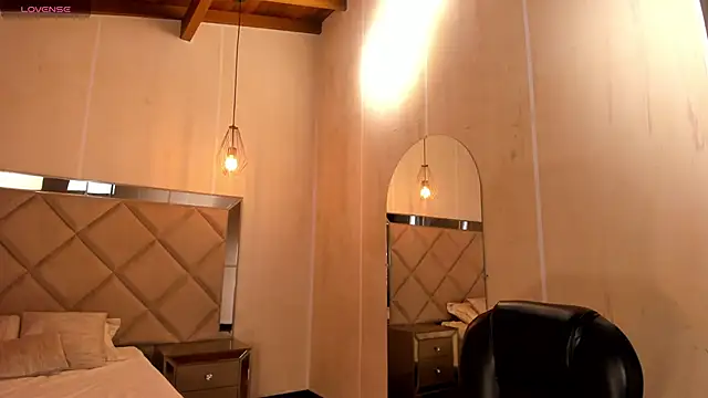 ViolettHansson online show from January 13, 2026, 6:46 pm