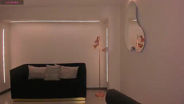 AliceHarper  online show from December 20, 2025, 2:13 pm