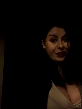 holyeroticss online show from November 28, 2025, 11:40 pm