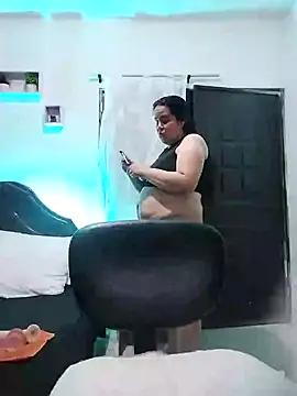 lunanataly online show from January 28, 2025, 7:21 pm