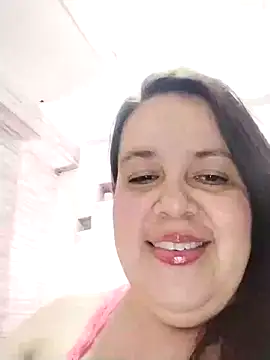 lunanataly online show from January 29, 2025, 8:04 pm