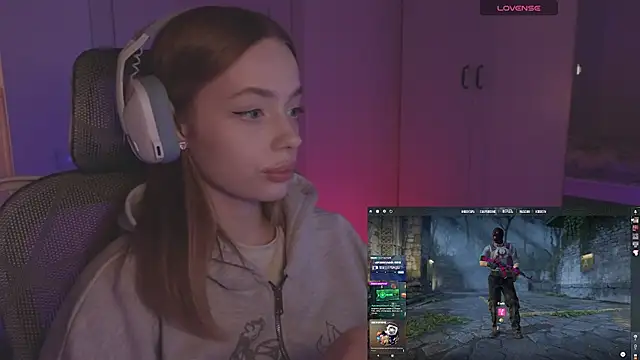  MayShy  online show from October 23, 2025, 7:12 pm