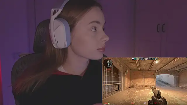  MayShy  online show from November 3, 2025, 1:29 am