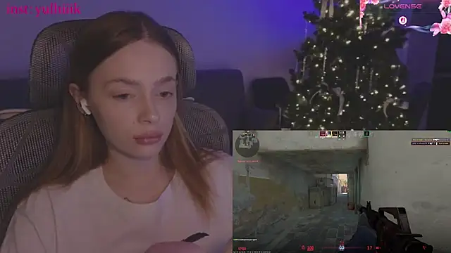  MayShy  online show from December 17, 2025, 10:21 am