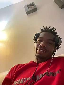Snapshot of SlimeCrownzOut5 chatting on December 13, 2024, 10:23 pm SlimeCrownzOut5 online show from December 13, 2024, 10:23 pm