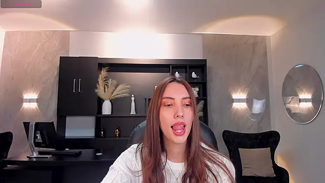 AnaisNin online show from November 28, 2025, 11:40 pm