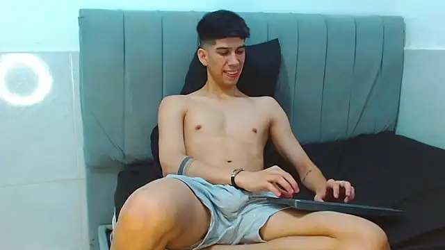 jhony-sex online show from July 20, 2026, 10:39 am