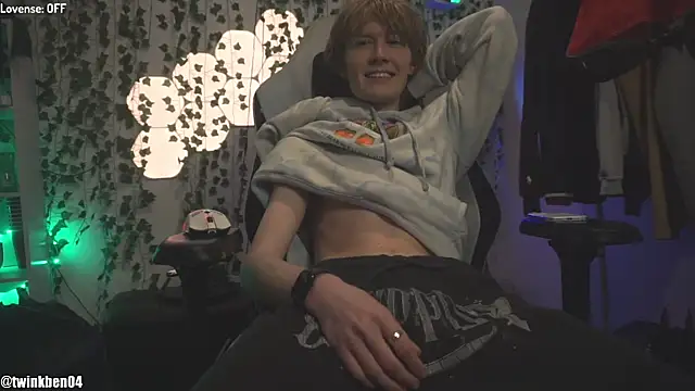 twinkben online show from December 2, 2025, 12:38 am