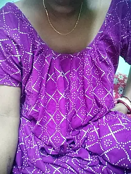 Bengoli--bhabhi online show from October 22, 2025, 1:33 pm