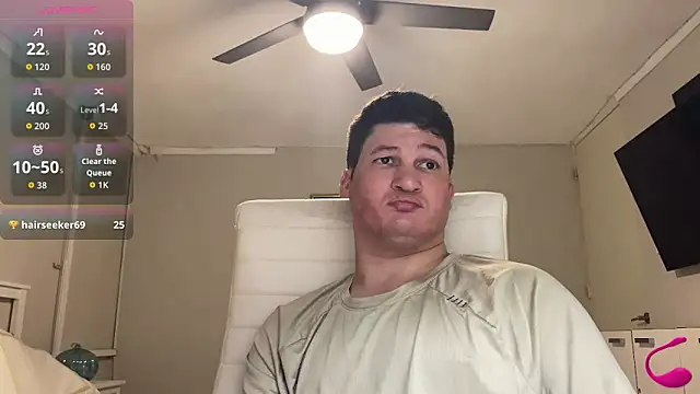 Lorenzo hernandez online show from October 1, 2025, 9:10 pm