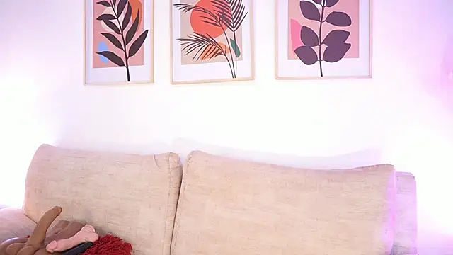 Zarawilliams online show from January 4, 2025, 5:37 pm
