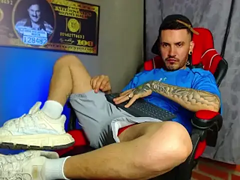 smoker445 online show from March 1, 2025, 1:32 am