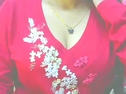 ishmita99 online show from December 8, 2024, 2:52 pm