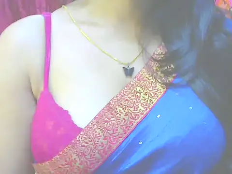 ishmita99 online show from December 22, 2024, 3:55 pm