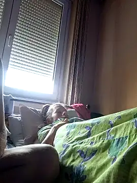 Huncutkuki online show from February 16, 2025, 1:38 pm