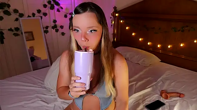 Ayra Lust online show from November 6, 2025, 11:04 pm