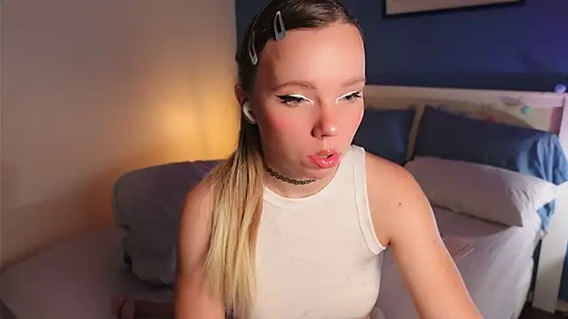 Ayra Lust online show from March 29, 2026, 1:44 pm