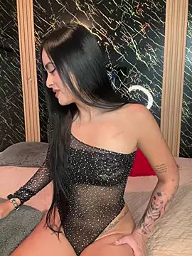 Alexandra duque online show from March 11, 2025, 8:31 pm