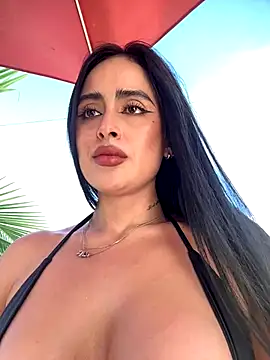 Alexandra duque online show from September 25, 2025, 8:56 pm