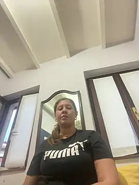 Snapshot of andreinitahg chatting on January 8, 2025, 5:05 pm andreinitahg online show from January 8, 2025, 5:05 pm