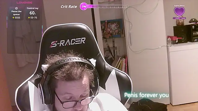 Snapshot of larsgessner30 chatting on February 23, 2026, 7:55 pm larsgessner30 online show from February 23, 2026, 7:55 pm