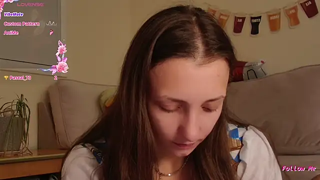 Milky flexy cat online show from September 25, 2025, 12:09 pm