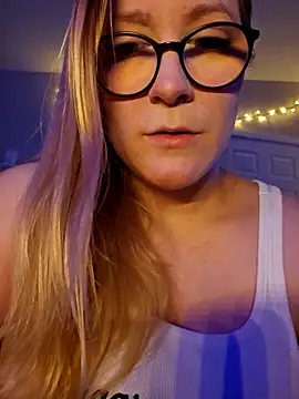 Paynted Lady online show from December 22, 2025, 12:35 pm