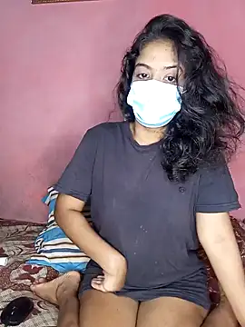 Snapshot of nadeeshakodituwakku chatting on January 10, 2025, 3:18 am nadeeshakodituwakku online show from January 10, 2025, 3:18 am