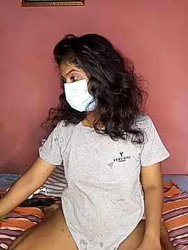 Snapshot of nadeeshakodituwakku chatting on March 20, 2025, 5:24 am nadeeshakodituwakku online show from March 20, 2025, 5:24 am