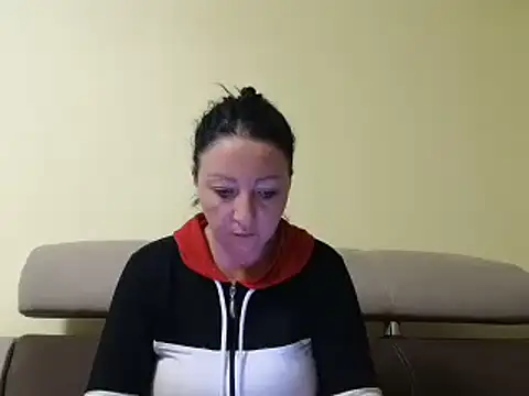 cuplubijoanna online show from January 3, 2025, 6:33 am