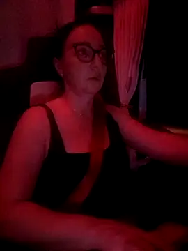 cuplubijoanna online show from February 8, 2025, 5:18 am