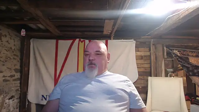 Newfiesausage1972 online show from February 13, 2026, 12:34 pm