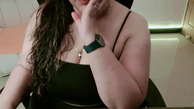 Snapshot of Gracefulgoddess chatting on March 29, 2026, 6:57 am Gracefulgoddess online show from March 29, 2026, 6:57 am