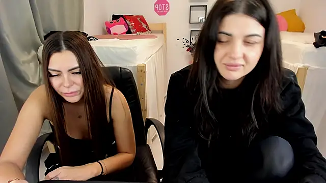 Snapshot of TiffanySweet chatting on December 27, 2024, 8:28 pm TiffanySweet online show from December 27, 2024, 8:28 pm