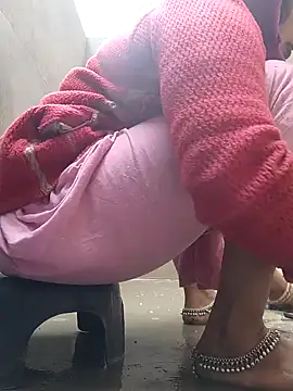 Snapshot of Simaran_bhabhi chatting on January 23, 2025, 6:49 am Simaran bhabhi online show from January 23, 2025, 6:49 am