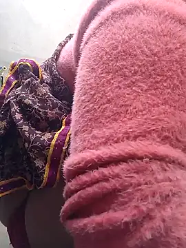 Snapshot of Simaran_bhabhi chatting on January 31, 2025, 2:04 am Simaran bhabhi online show from January 31, 2025, 2:04 am