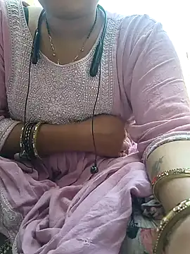 Snapshot of Simaran_bhabhi chatting on January 31, 2025, 9:59 am Simaran bhabhi online show from January 31, 2025, 9:59 am